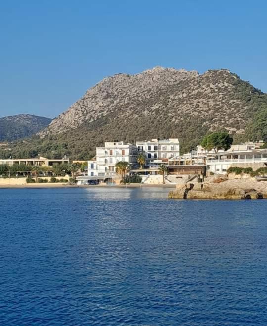 Svetlana & Michalis Oasis Hotel Agia Marina  Exterior photo